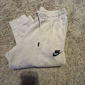Nike Light Heather Gray Jogger Sweatpants with Black Logo